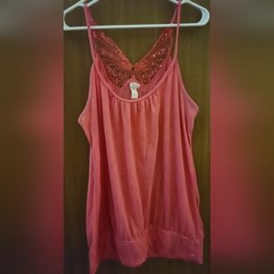 Women's XXL Coral colored tank with gorgeous back detail.